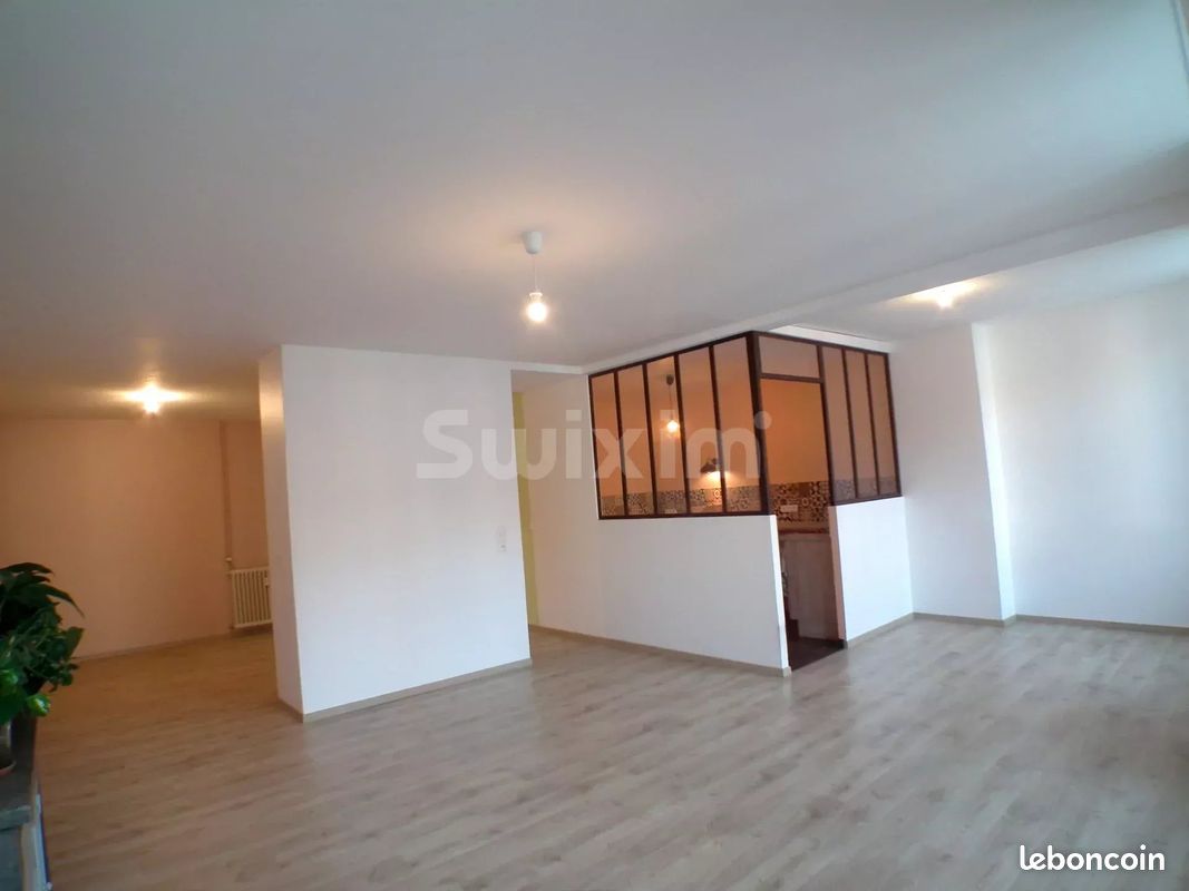 Apartamento T2 em Lons-le-Saunier, France N.º 339735