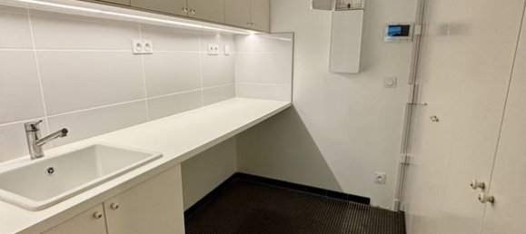 2 bedrooms Apartment in Yvelines, France No. 175363 6