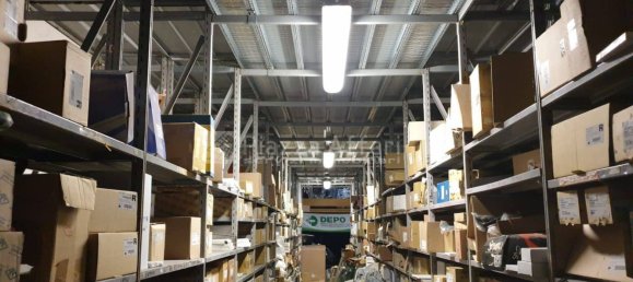 Almacén en Reggio Emilia, Italy 1400 m² No. 313044 8