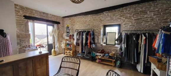 8 bedrooms House in Macon, France No. 290846 15