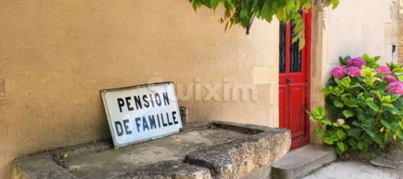 8 bedrooms House in Macon, France No. 290846 3