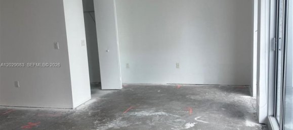 53.88 m² propiedad comercial en venta en Miami, Miami-Dade, Florida, USA № 615253 13