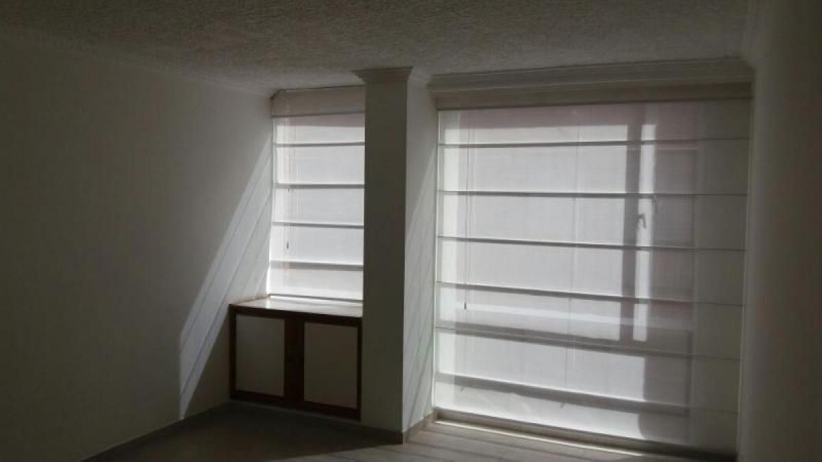 Дом с 3 спальнями в Богота, Колумбия № 12924