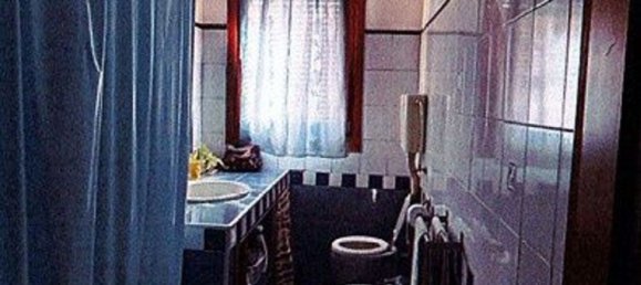 5 rooms Apartment in Piombino Dese, Italy No. 11279 9