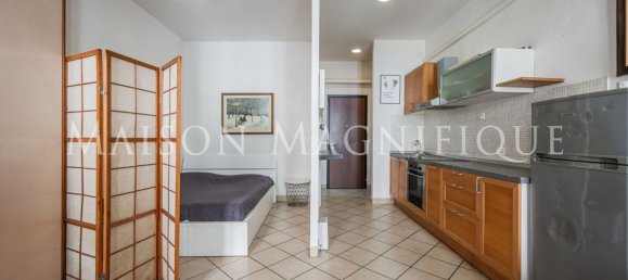 1 bedroom Apartment in Bologna, Italy No. 381506 7