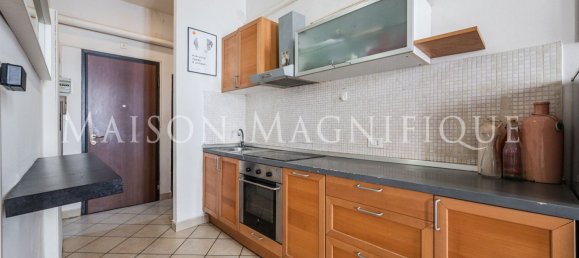1 bedroom Apartment in Bologna, Italy No. 381506 10