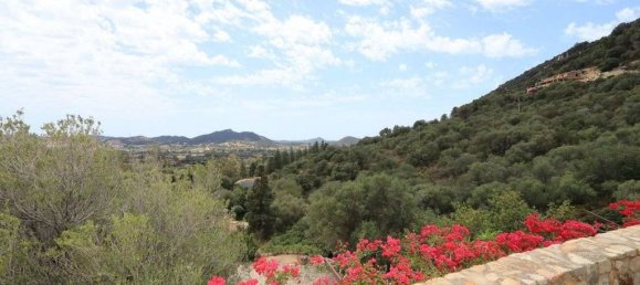 6 bedrooms Villa in Sardinia, Italy No. 246104 15