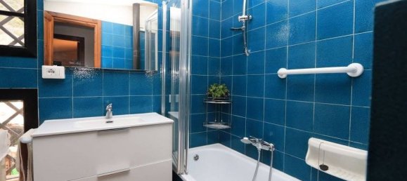 6 bedrooms Villa in Sardinia, Italy No. 246104 35