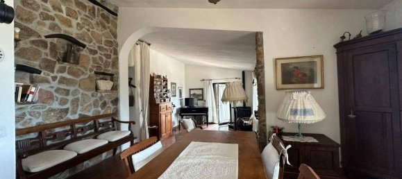 6 bedrooms Villa in Sardinia, Italy No. 246104 18
