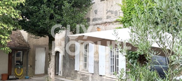 7 bedrooms House in Bourges, France No. 236914 2