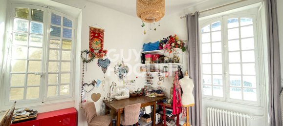 7 bedrooms House in Bourges, France No. 236914 9