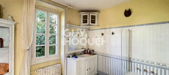 7 bedrooms House in Bourges, France No. 236914 8