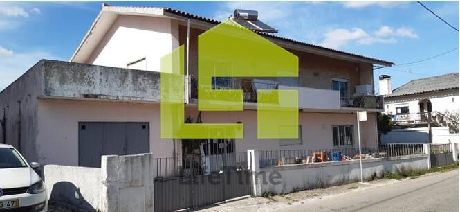 131m² Building in Coimbra, Portugal No. 339824