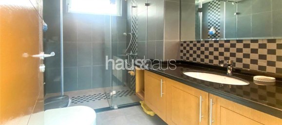 4 bedrooms Villa in Jumeirah Park, UAE No. 99708 9