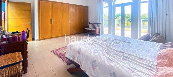 4 bedrooms Villa in Jumeirah Park, UAE No. 99708 7
