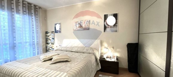 Квартира с 2 спальнями в Боллате, Италия № 141739 24