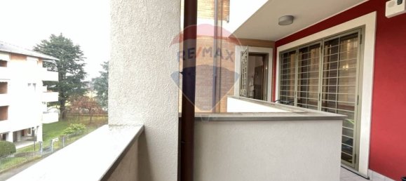 Квартира с 2 спальнями в Боллате, Италия № 141739 10