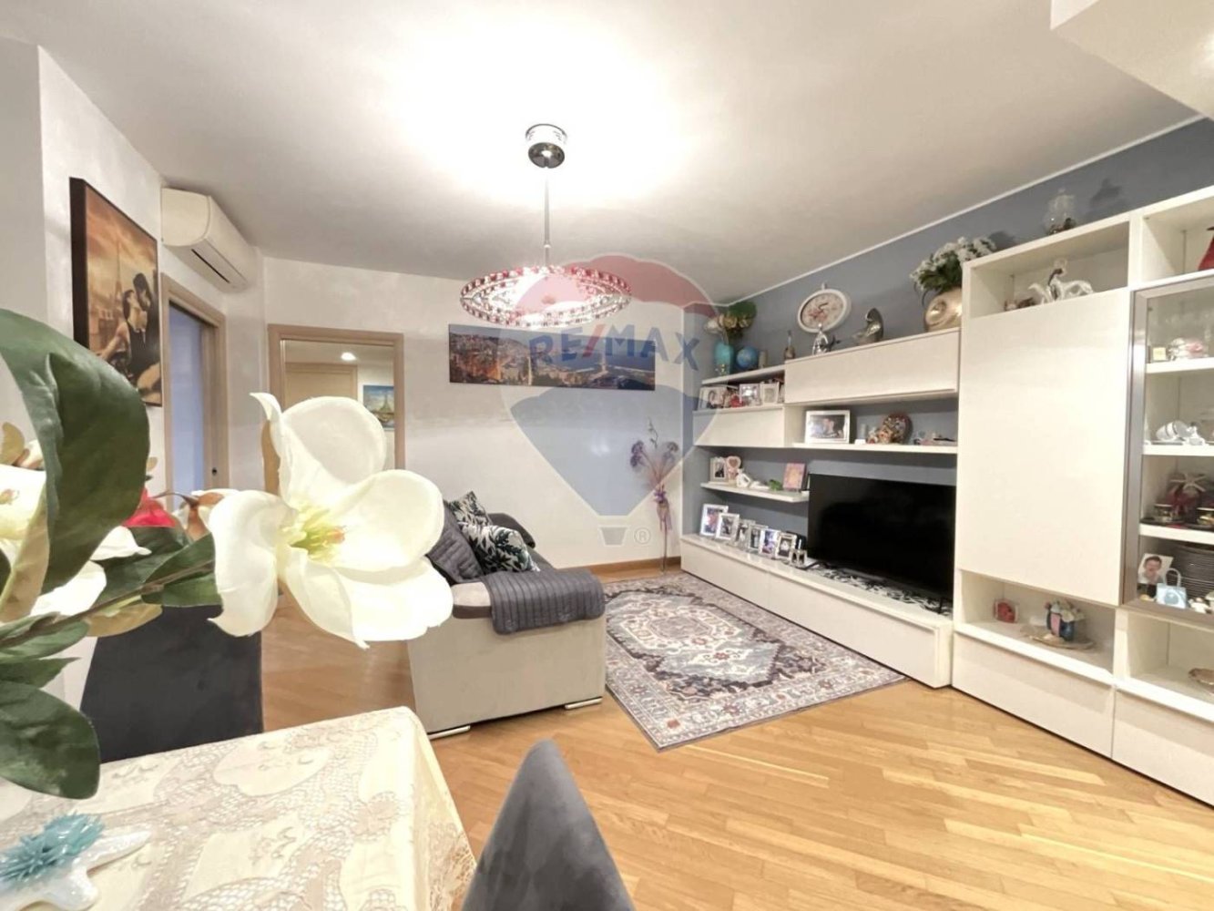 Квартира с 2 спальнями в Боллате, Италия № 141739