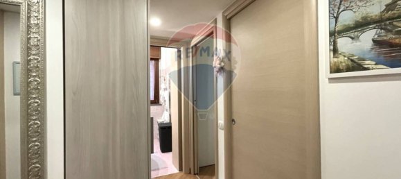 Квартира с 2 спальнями в Боллате, Италия № 141739 17