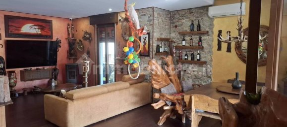 2 Schlafzimmer Wohnung in Monzambano, Italy, Nr. 316324 7