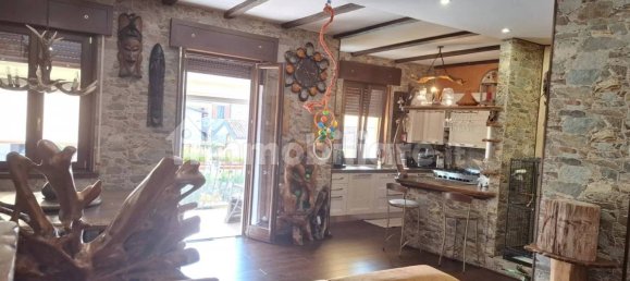 2 Schlafzimmer Wohnung in Monzambano, Italy, Nr. 316324 2