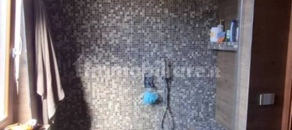 2 Schlafzimmer Wohnung in Monzambano, Italy, Nr. 316324 11