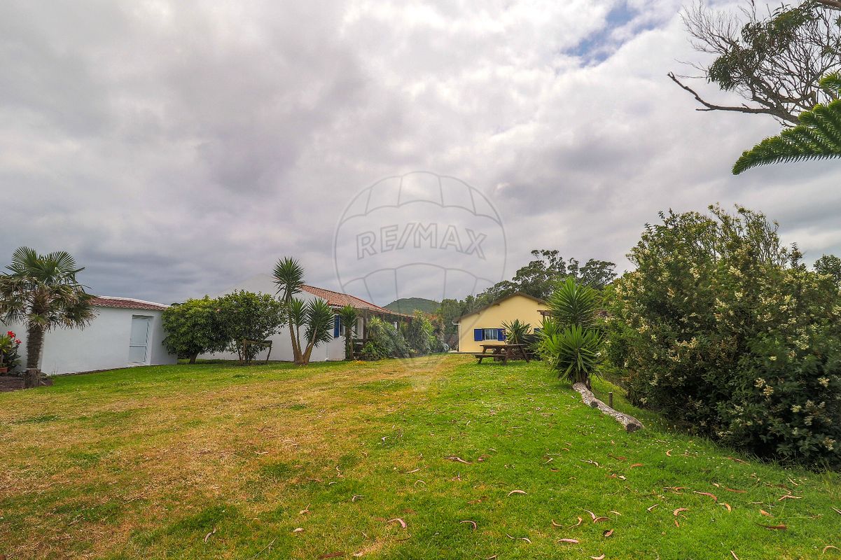 2 bedrooms Bungalow in Rabo de Peixe, Portugal No. 44243