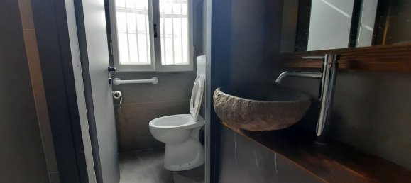 40m² Commercial property in Bologna, Italy No. 327813 4