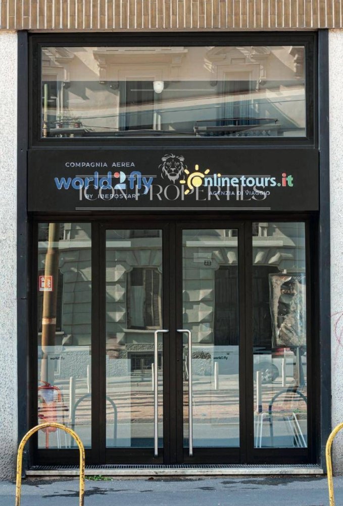 Propriété commerciale à Milan, Italy 32m² No. 244161