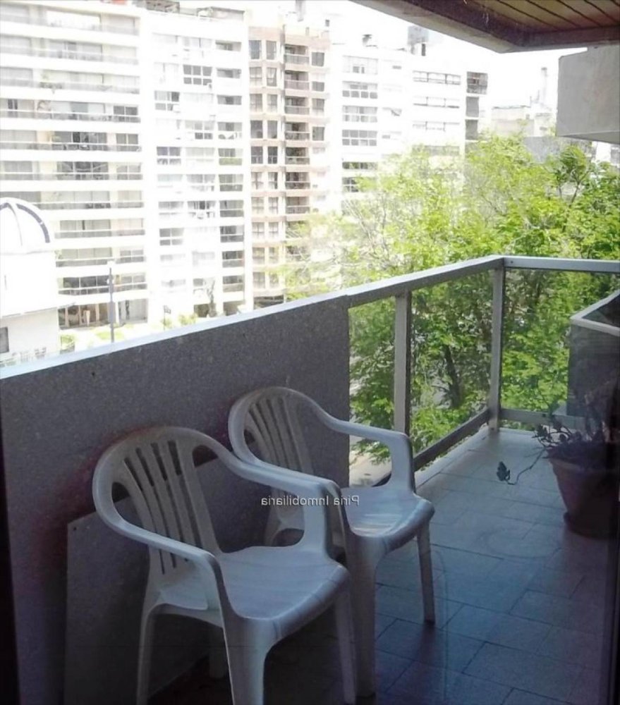 Квартира с 3 спальнями в Монтевидео, Уругвай № 10103