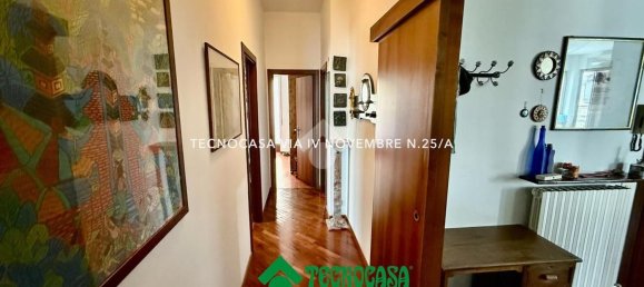 4 bedrooms Apartment in Verona, Italy No. 337388 19