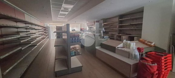 200m² Commercial property in Trescore Cremasco, Italy No. 359733 2