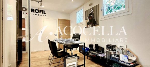 Propiedad comercial de 2 habitaciónes en Bologna, Italy No. 270013 24