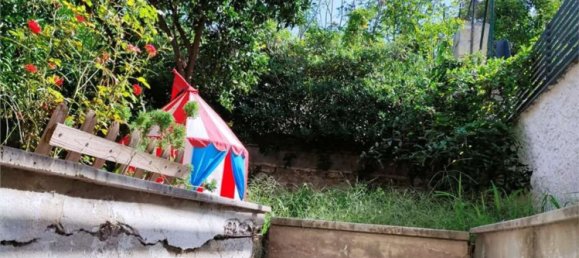 10 rooms Apartment in Pozzuoli, Italy No. 9503 2