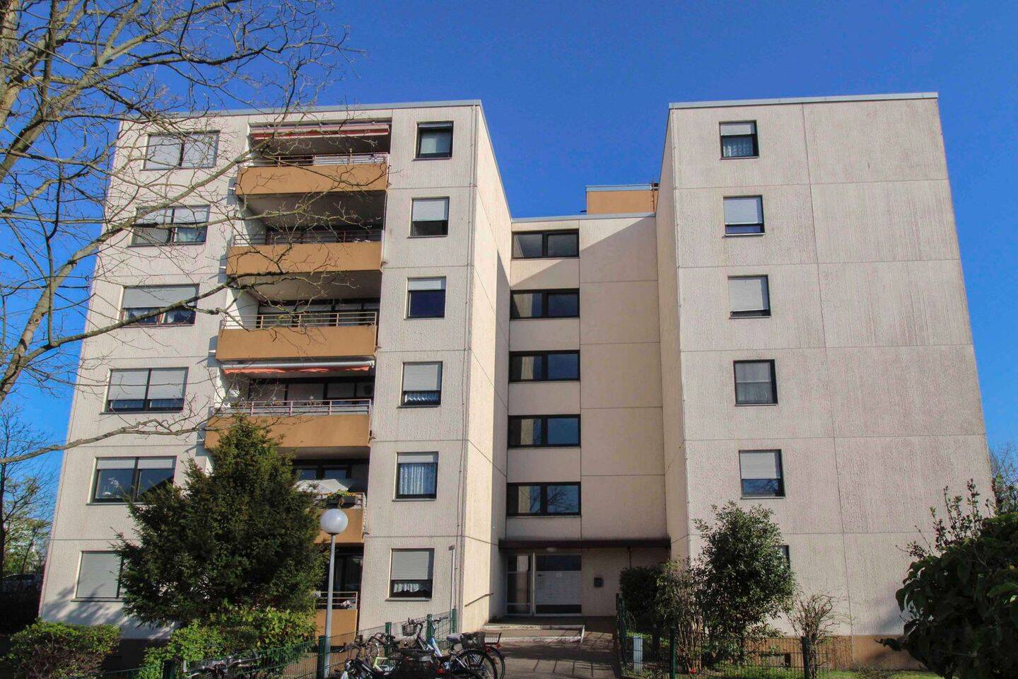 3 Schlafzimmer Wohnung in Karlsruhe, Germany, Nr. 323805