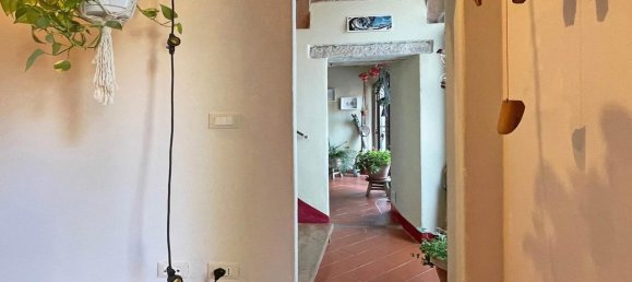 Estudio en Castellina Marittima, Italy No. 1520 6