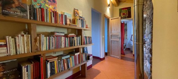 Estudio en Castellina Marittima, Italy No. 1520 11