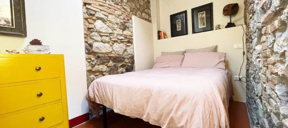 Estudio en Castellina Marittima, Italy No. 1520 10