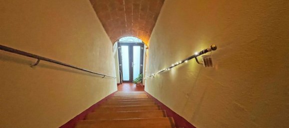 Estudio en Castellina Marittima, Italy No. 1520 8