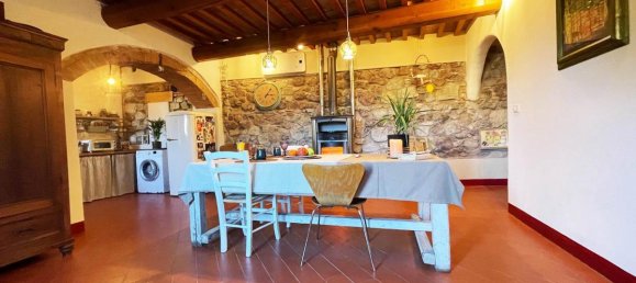 Estudio en Castellina Marittima, Italy No. 1520 4