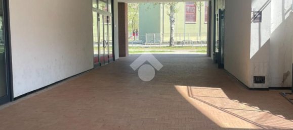 300m² Commercial property in Nonantola, Italy No. 88233 21