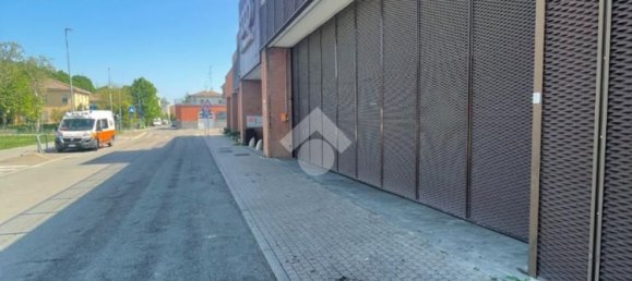 300m² Commercial property in Nonantola, Italy No. 88233 9