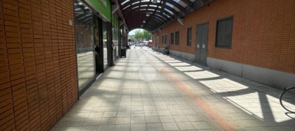 300m² Commercial property in Nonantola, Italy No. 88233 5