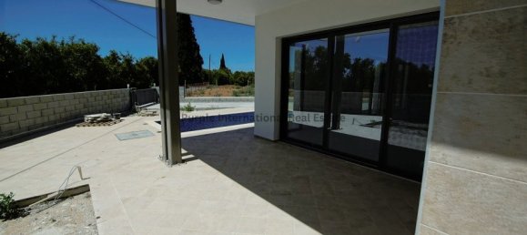 3 bedrooms Villa in Trachoni, Cyprus No. 1162 4