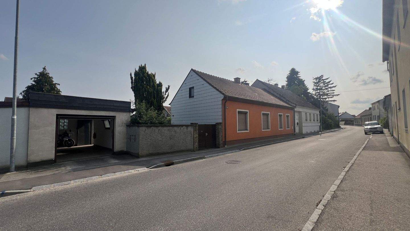 Casa de 6 habitaciónes en Absdorf, Austria No. 228333