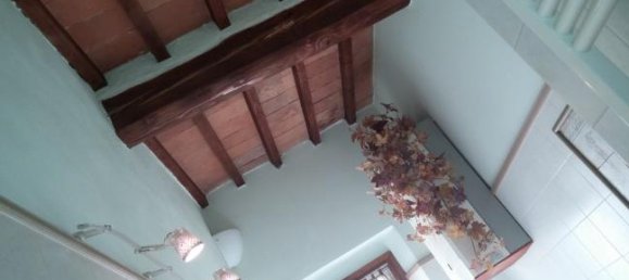 2 Schlafzimmer Haus in Vinci, Italy, Nr. 252568 5