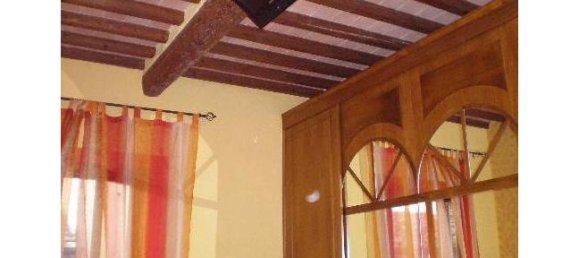 2 Schlafzimmer Haus in Vinci, Italy, Nr. 252568 3
