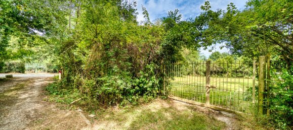 2000m² Land in La Cassa, Italy No. 309487 4