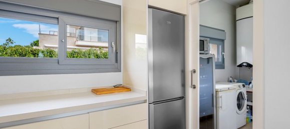 3 bedrooms Villa in Alicante, Spain No. 176092 15