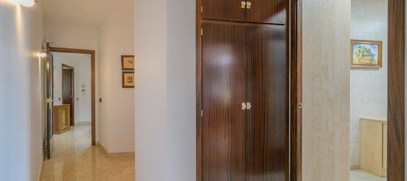 4 bedrooms Apartment in Barcelona, Spain No. 182287 14